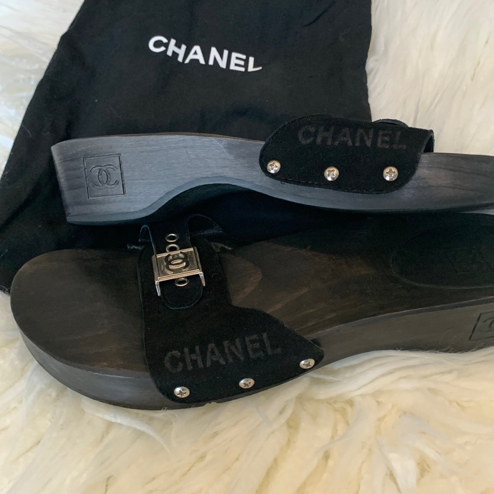 👠CHANEL SUEDE SANDALS👠